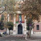 L'edificio � sottoposto a vincoli di tutela dal 1983 in quanto sito di interesse storico e artistico